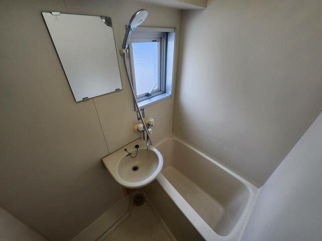 ステイツ六本松  風呂画像