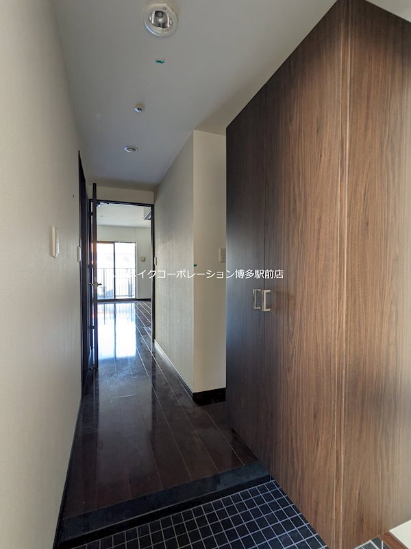 プレスタイル博多駅南Ⅱ 玄関