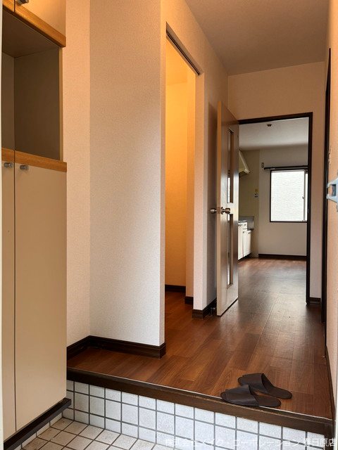 ハイツボナンザ 玄関