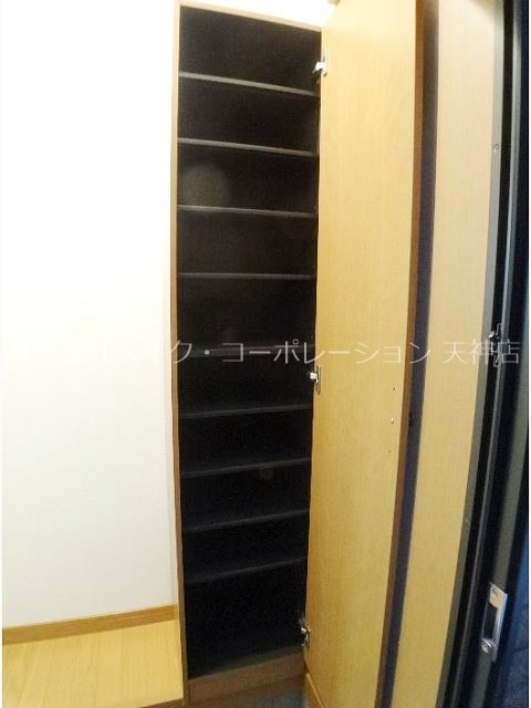 玄関 リバティー・JK 玄関