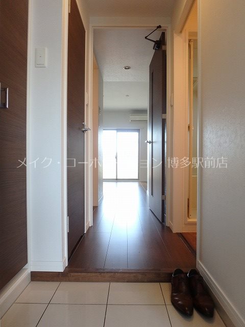 エンクレストＷｉｔｈ天神東 玄関