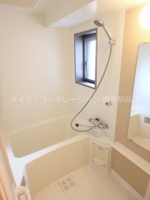 エンクレストＷｉｔｈ天神東 風呂画像