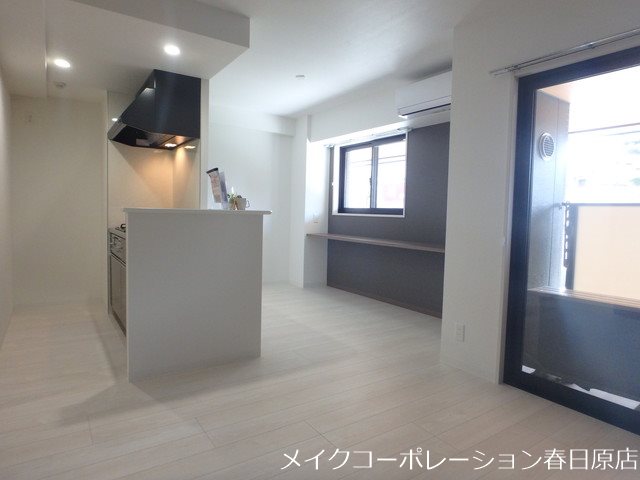 EREINA  リビング