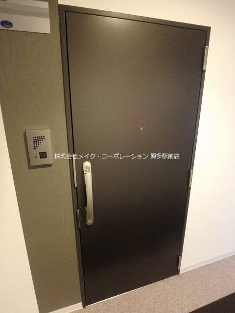 Pond Mum HAKATA 玄関