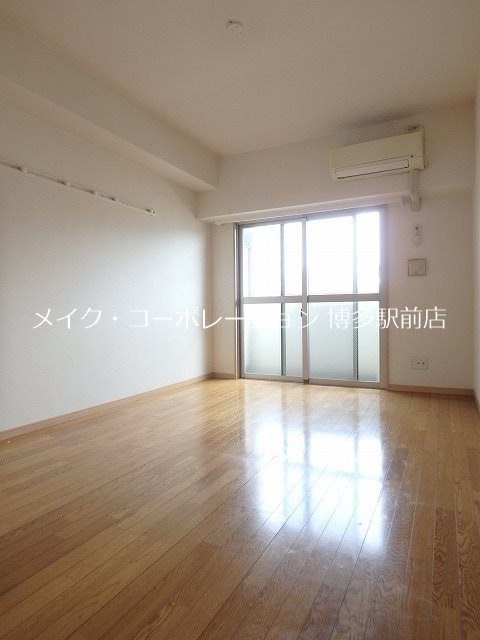 スカイコート博多駅前  ベッドルーム