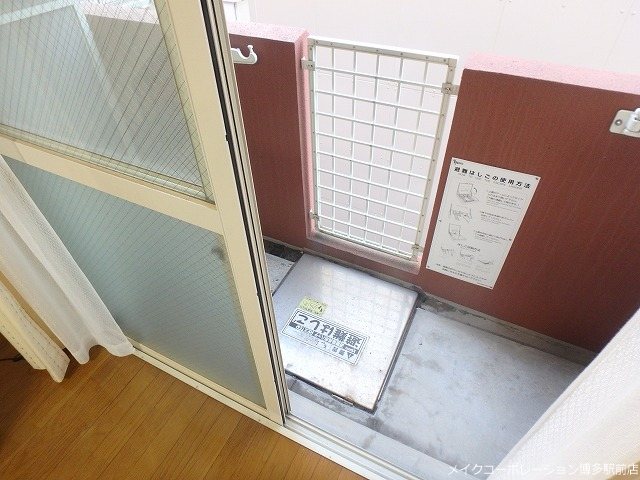 写真は同タイプ パークコート博多 ベランダ