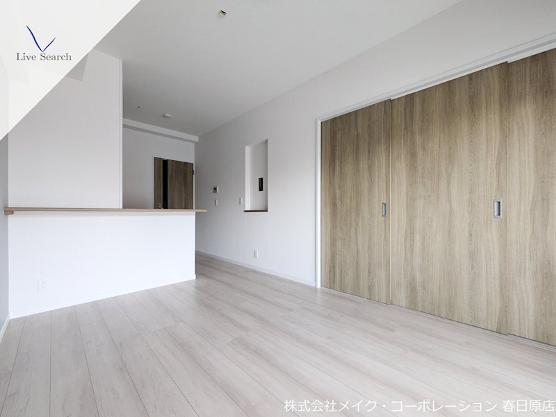 ラシュール・イン大橋Ⅱ リビング