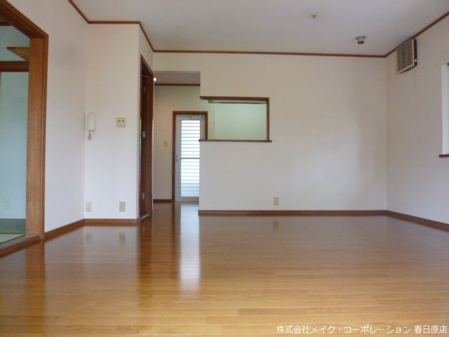 リビング 若葉台東2丁目貸家 リビング