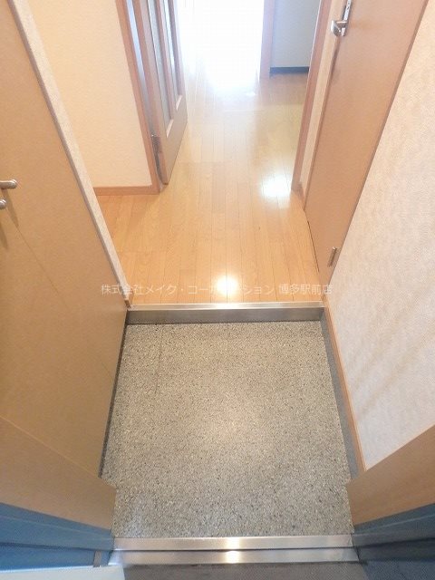 ラフィーネ博多駅前 玄関