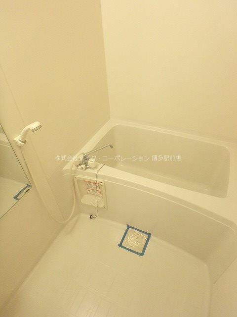 ラフィーネ博多駅前 風呂画像