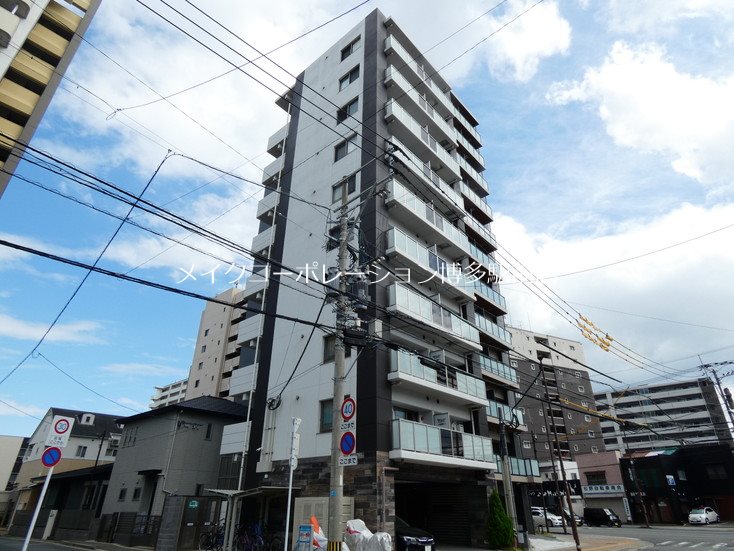 ALLEM YOSHIZUKA(アレム吉塚) 外観