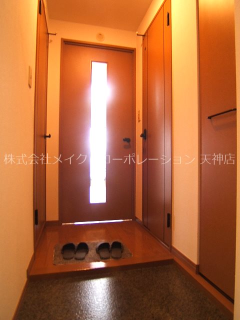 ベイシック大名 玄関