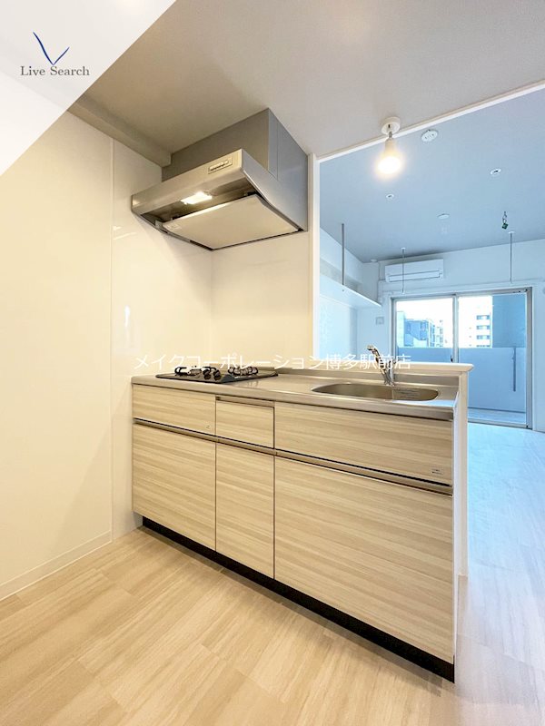 ※写真は棟内別タイプの参考写真です Coccinelle キッチン