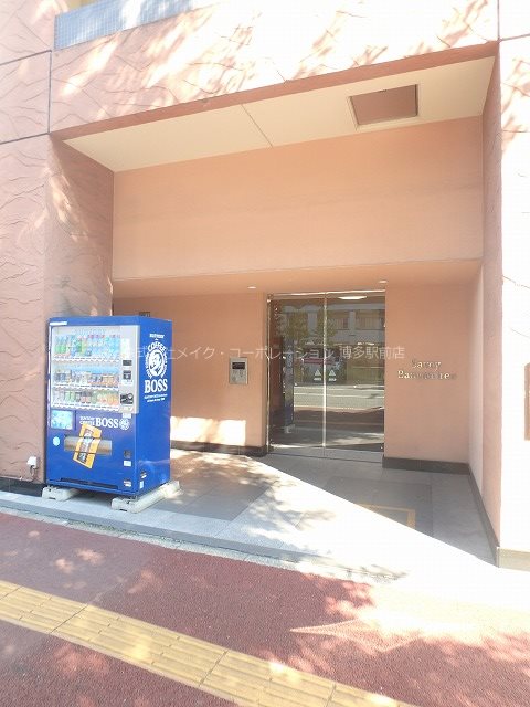 サヴォイバンヤンツリー 外観