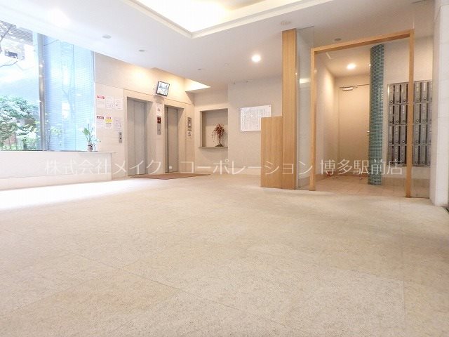 ロビー サヴォイマキシマイズ博多ステーション その他13