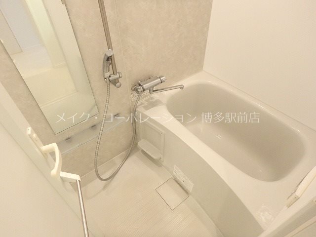 エンクレストベイ天神東Ⅲ  風呂画像