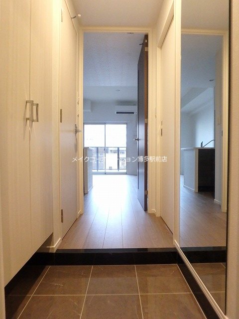 エンクレストベイ天神EAST 玄関