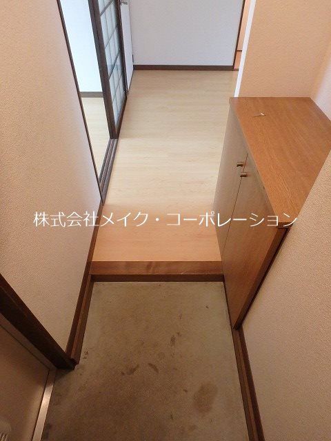 ウイングハイツⅡA棟 玄関