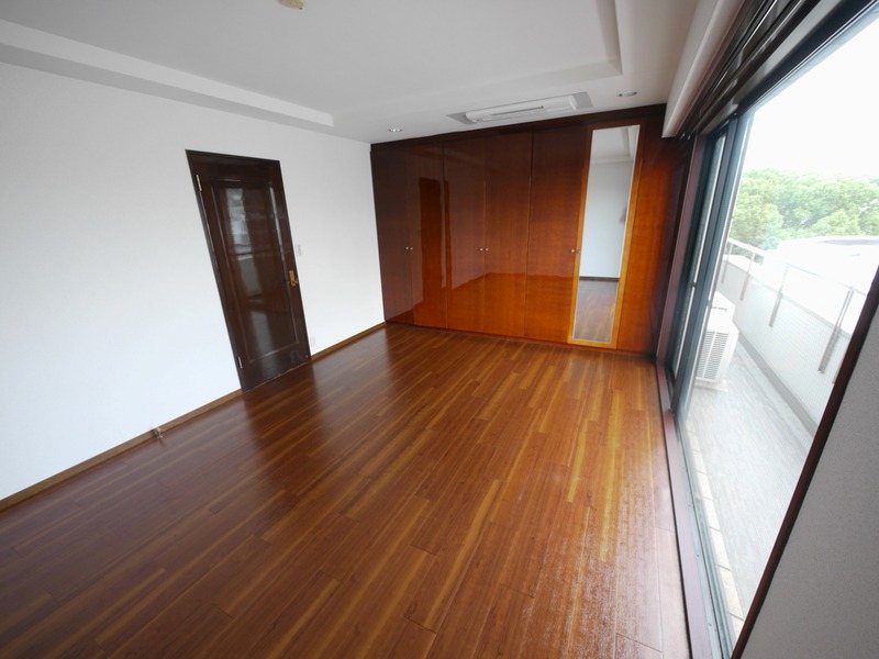 ベルメゾン平尾山荘 ベッドルーム