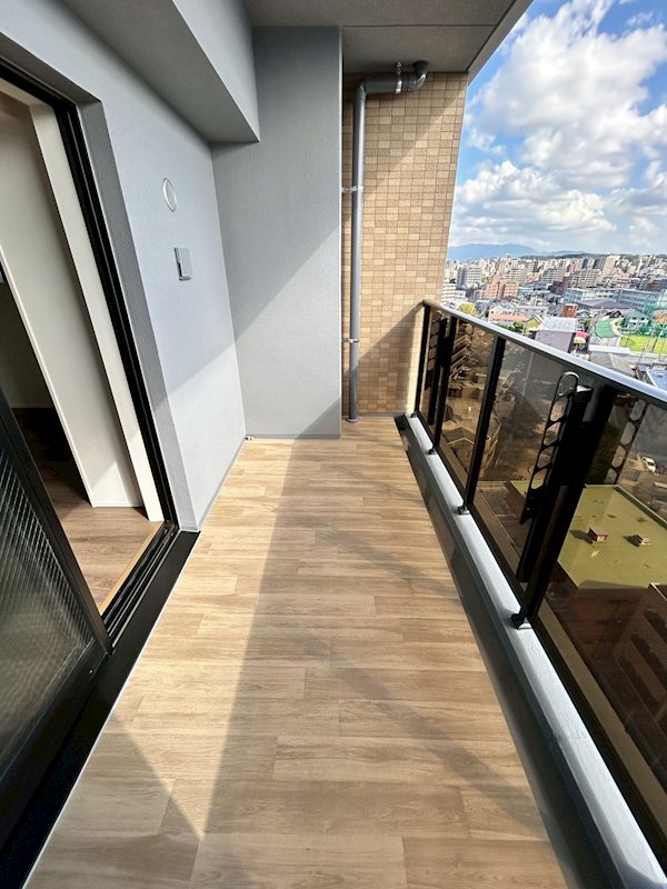 オープンレジデンシア西新 ベランダ