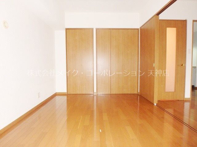 ※別部屋写真使用現状優先 ルガーノ警固 ベッドルーム