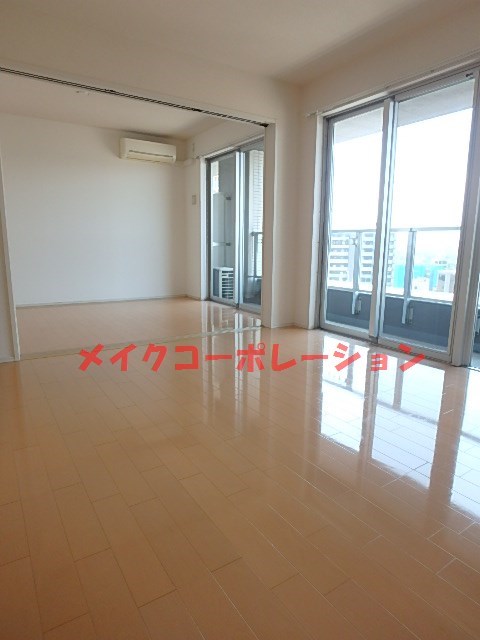 ＫＤＸレジデンス大濠ハーバービュータワー リビング