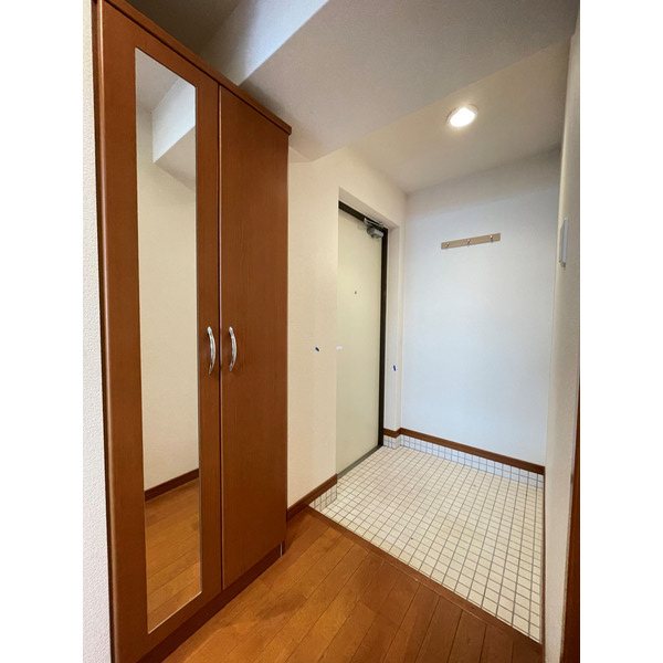 アジリア大濠ウェスト 玄関