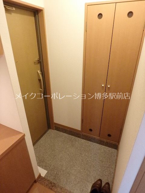ピュアドームステイツ博多 玄関