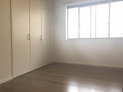 ベッドルーム ザルツラーデン鳥飼 ベッドルーム