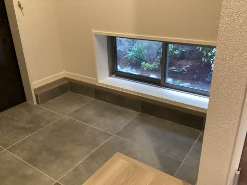 シャーメゾンステージ井尻  玄関