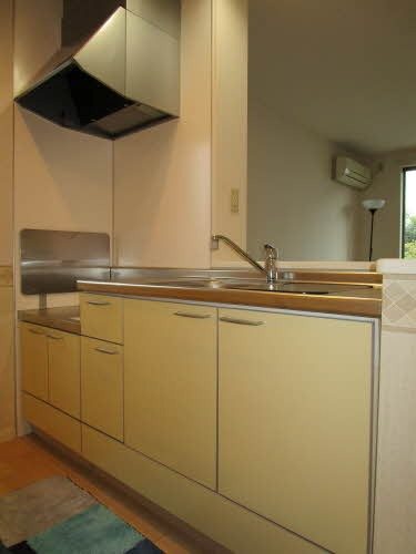 キッチン セレーノ・プレイス B棟~駐車料無料~ キッチン