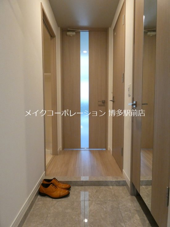 写真別部屋参考 LANDIC M322 玄関