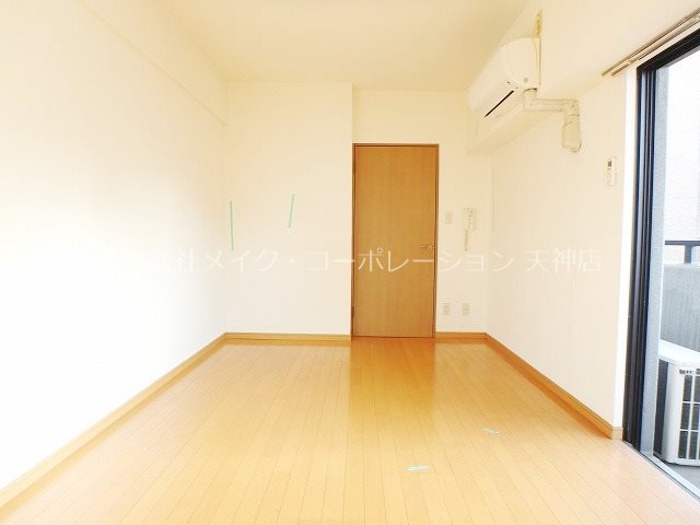 リヴァーオンステイツ リビング