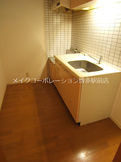 ティ・ファインズ平尾  キッチン