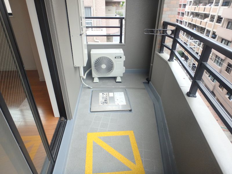 ティ・ファインズ平尾  ベランダ