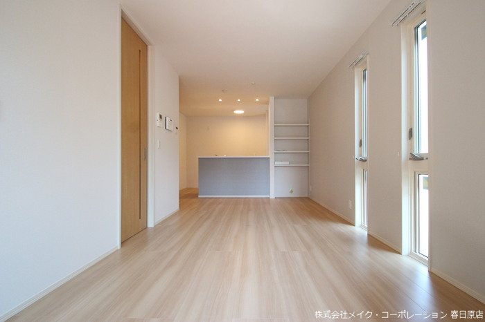 オーシャンハイツ六本松 リビング