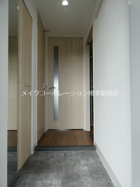 グランド アセント  玄関