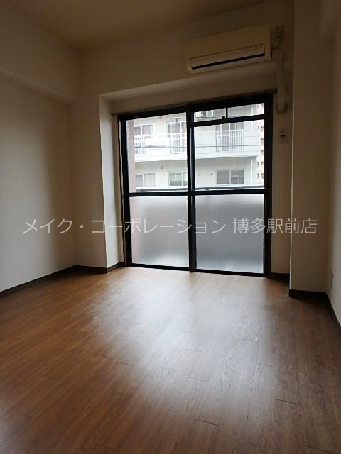 ※写真は棟内別部屋参考写真です アルティ博多駅南 ベッドルーム