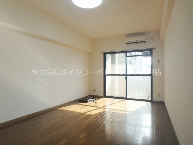 プレステージ北天神 リビング