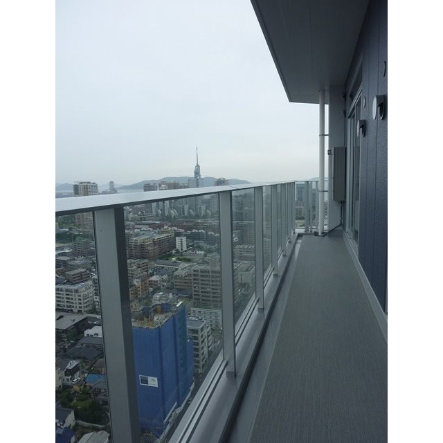 ベランダ ラクレイス西新レジデンシャルタワー ベランダ