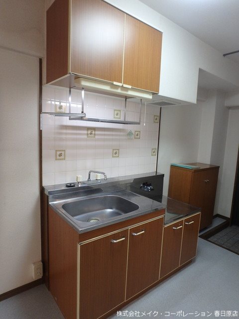 写真は同型タイプ ルヴィナスU キッチン