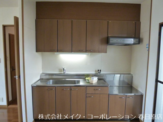 プレミール春日 キッチン