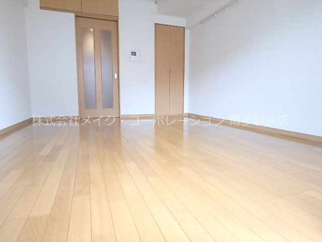 アセットヒルズディアフィオーレ博多 リビング