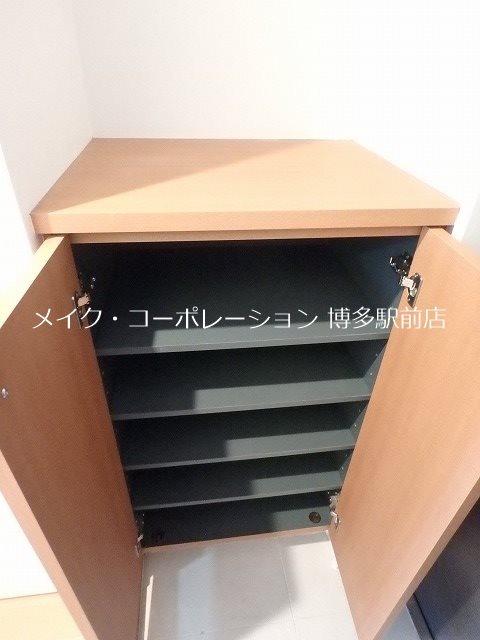 エンクレスト博多Ⅲ 玄関