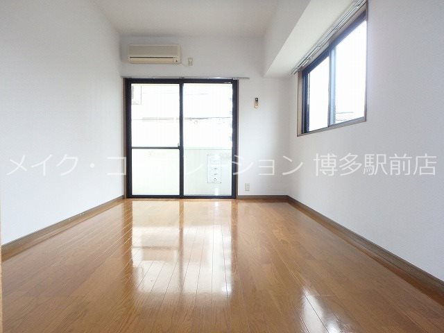 フローラ博多 ベッドルーム