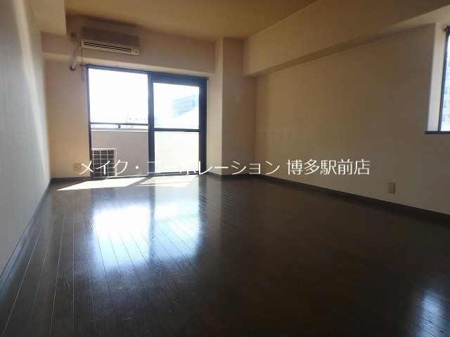 サーパス博多駅前 ベッドルーム