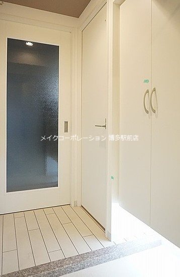 Pond Mum HAKATA 玄関