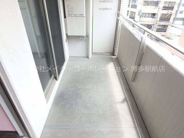 Pond Mum HAKATA ベランダ