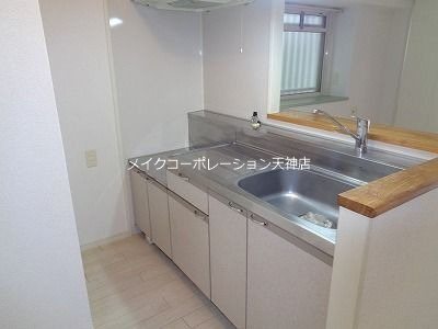 リバティ天神南 キッチン
