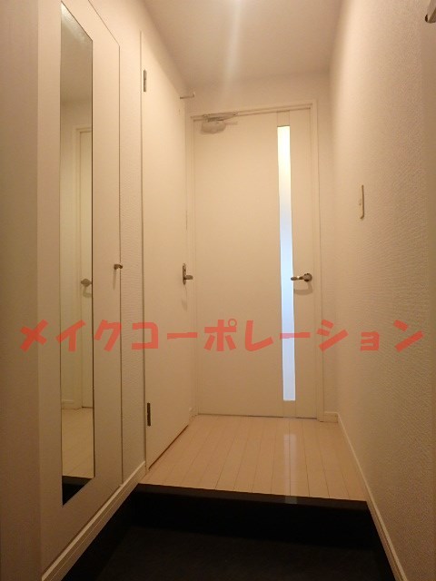 レジディア薬院大通 玄関